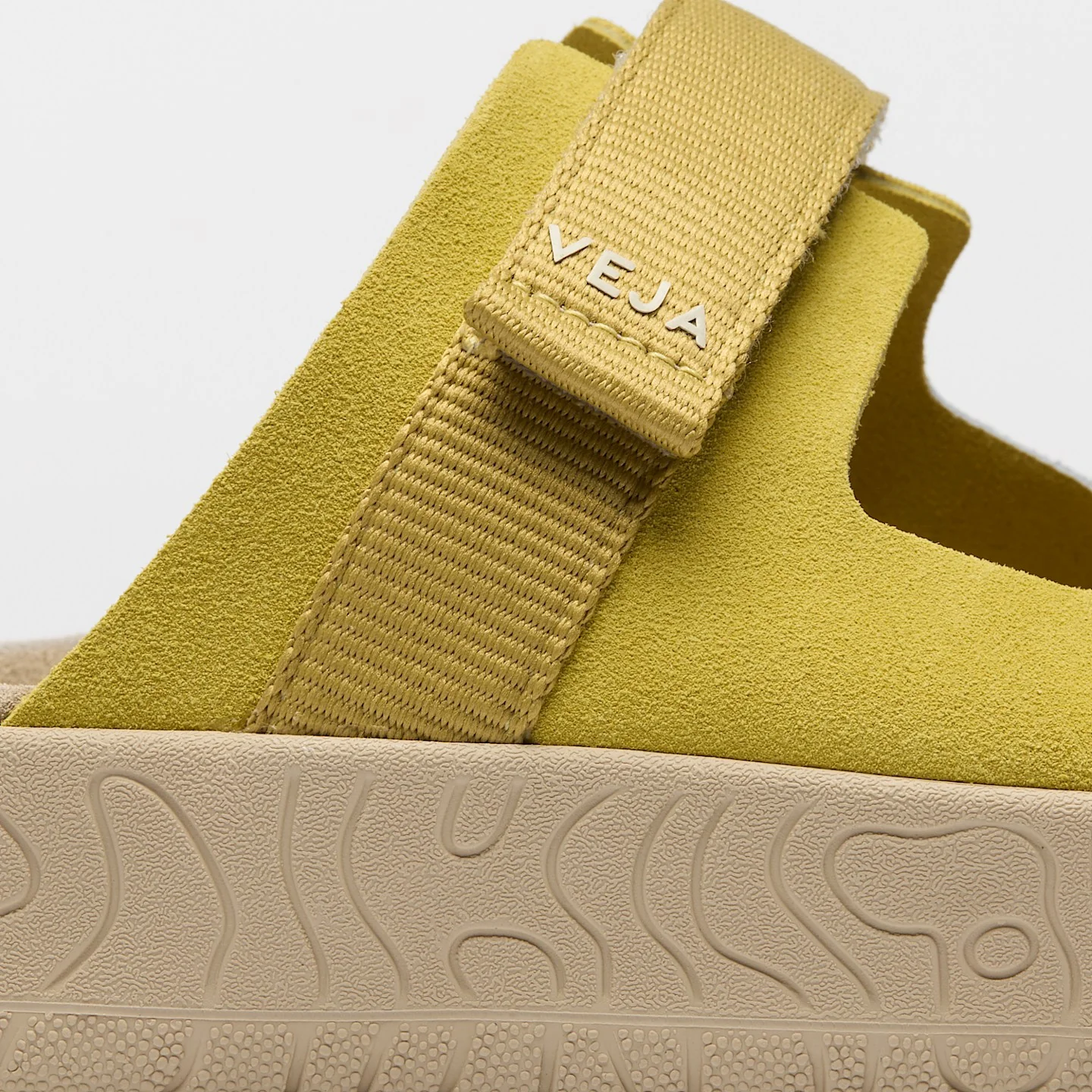 Sandalia Veja De Hombre Arpoador Suede - Image 3